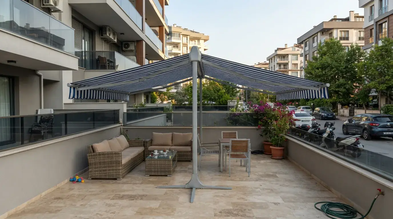 Bornova’da bir cephede tente montajı yapan ekip